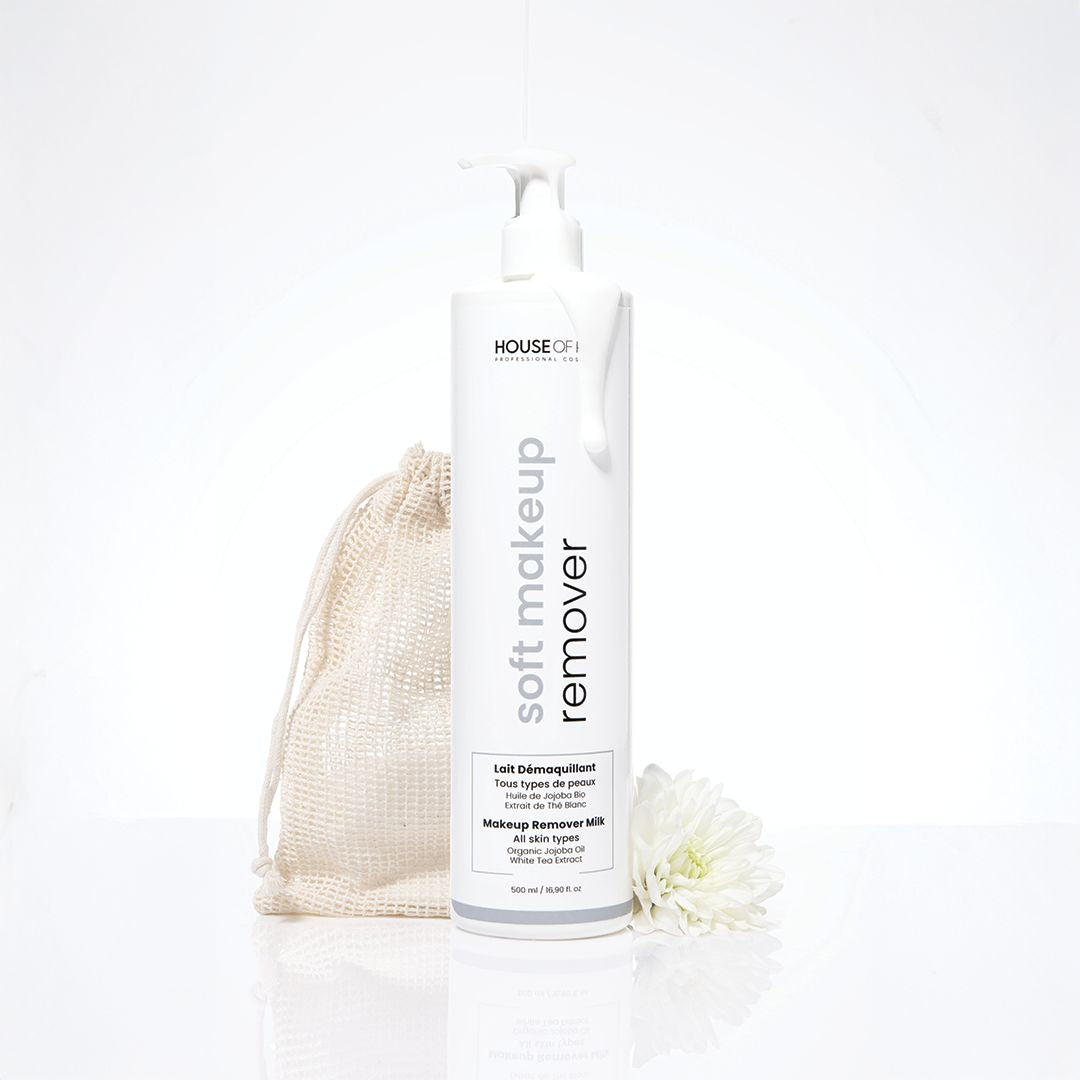 Lait_demaquillant_makeup_remover_milk_cleansing_face_cosmetic_beauty_skincare_professional_institut_salon_esthetique_estheticienne_beaute_professionnel_jpg