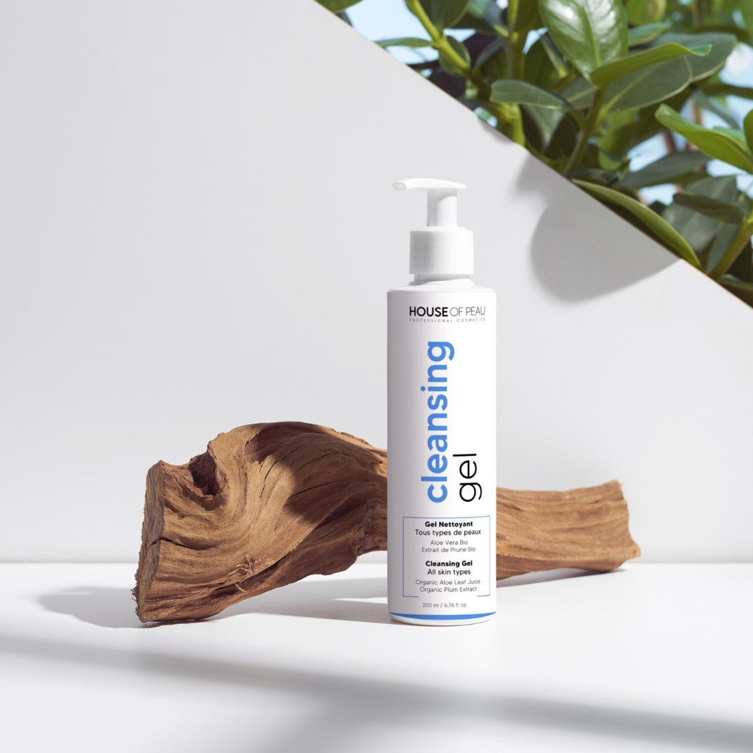 Nettoyant_visage_cleansing_gel_cosmetique_cosmetic_professionnel_beaute_institut_soin_naturel_salon_pbi_estheticienne_esthetique_aesthetic_skincare_face_2