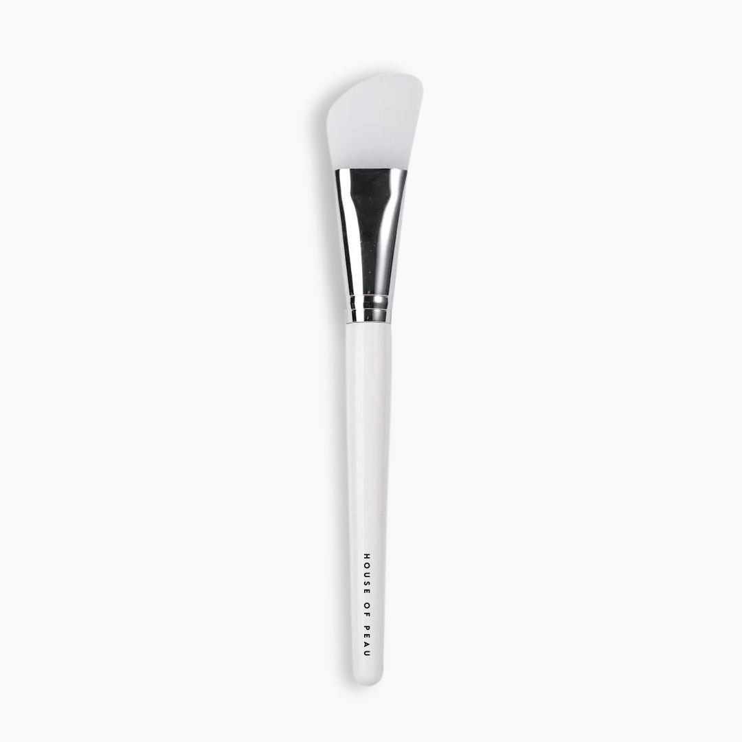 pinceau_silicone_blanc_visage_masque_gommage_crème_cosmétique_beauté_skincare_application_2