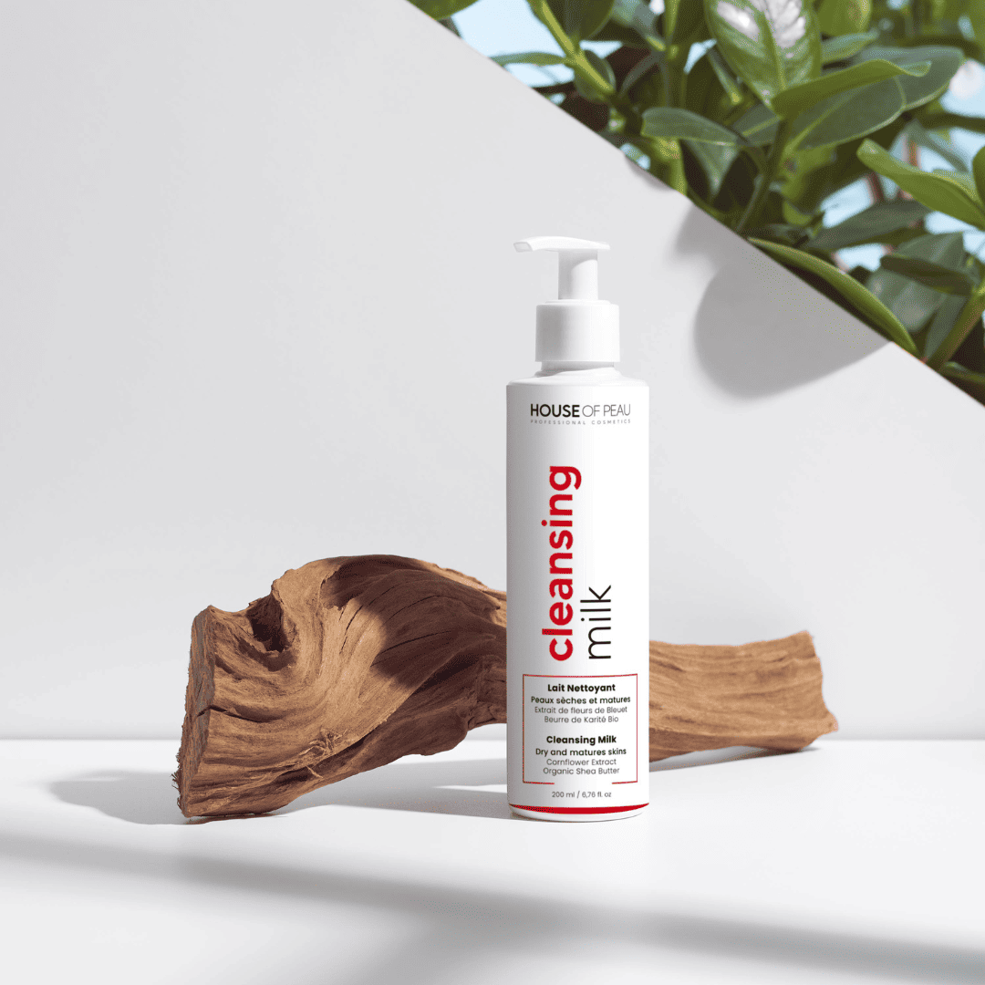Nettoyant_visage_cleansing_milk_lait_cosmetique_cosmetic_professionnel_beaute_institut_soin_naturel_salon_pbi_estheticienne_esthetique_aesthetic_skincare_face_2
